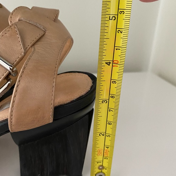 SCHUTZ Woman Leather Sandals - Picture 6 of 14